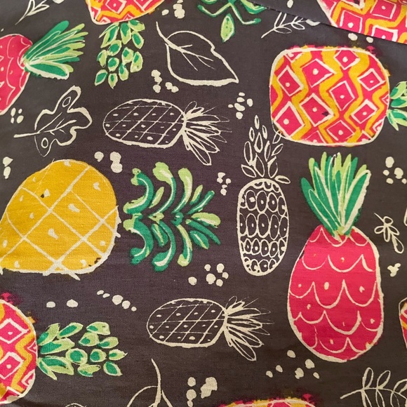 Summer scrub top! BRAND NEW, TAGS ON! - Picture 6 of 6